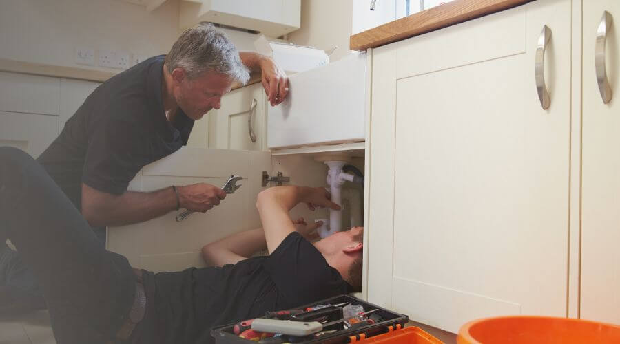 Professional burst pipe repair services in Campbellton, TX